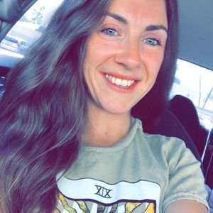 Meet your Posher, Breanna